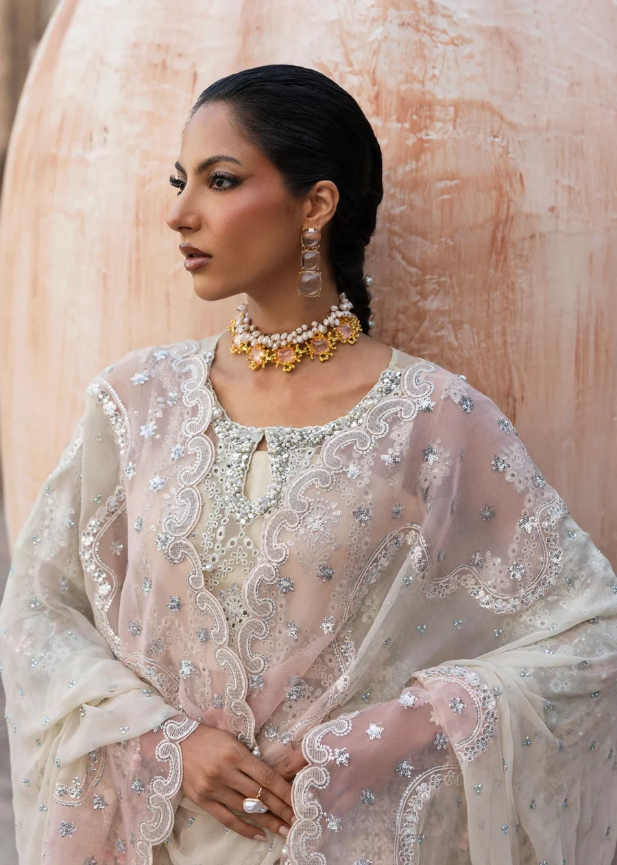 Zohra - Image 2